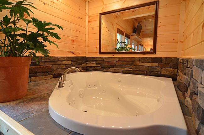 #820 Honeymoon Hideaway Villa Gatlinburg Exterior photo